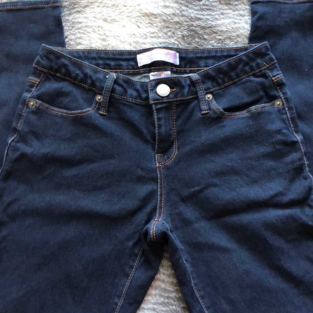 No boundaries skinny jeans.